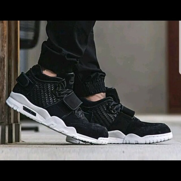 NWT Nike Trainer Victor Cruz - Picture 2 of 8